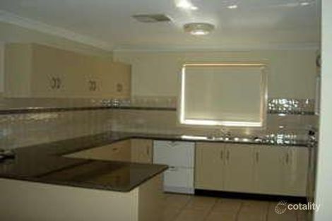 Property photo of 4 Alder Place Dubbo NSW 2830