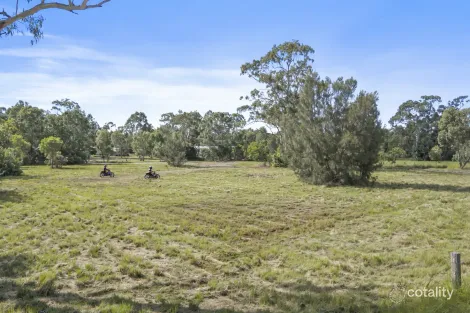 Property photo of 28 Racecourse Road Barmaryee QLD 4703