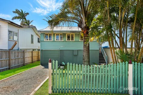 18 Greenup St, Redcliffe, QLD 4020