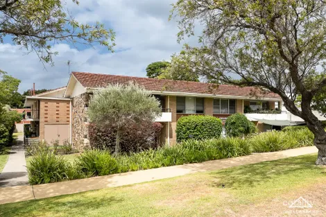 2/24 Freshwater Pde, Claremont, WA 6010