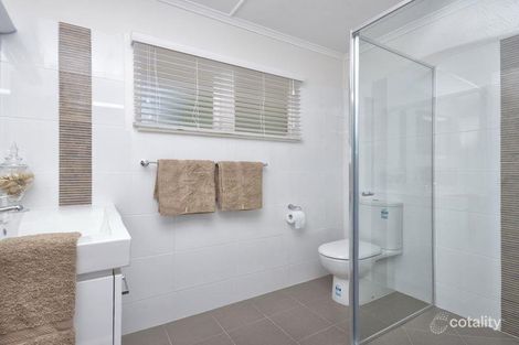 Property photo of 4/11 Henry Street Greenslopes QLD 4120