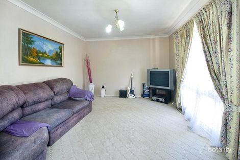 Property photo of 40 Endeavour Avenue St Clair NSW 2759