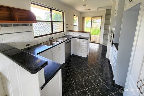 Property photo of 136 Howard Court Howlong NSW 2643