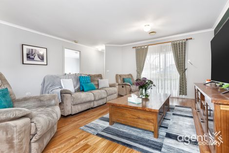 Property photo of 75 Bellevue Drive Berwick VIC 3806