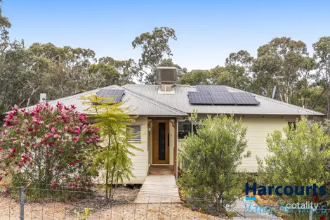 Property photo of 21 Robin Grove Bindoon WA 6502