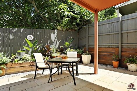 Property photo of 2/39 Beth Eden Terrace Ashgrove QLD 4060