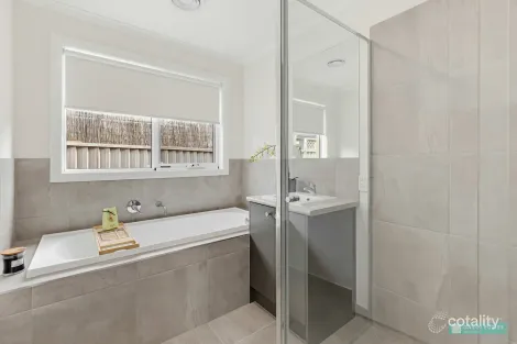 Property photo of 1/10 Fairview Road Kangaroo Flat VIC 3555