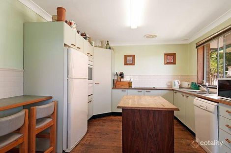 Property photo of 36 Maple Street Wyoming NSW 2250