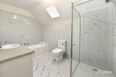 Property photo of 2/142 Cooper Street Essendon VIC 3040