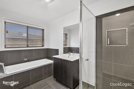 Property photo of 9 Mansell Terrace Point Cook VIC 3030