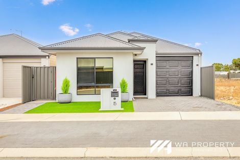 15 Gabbro Lane, Piara Waters, WA 6112