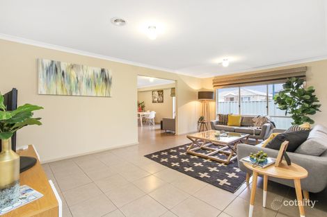 Property photo of 43 Ardent Crescent Cranbourne East VIC 3977