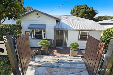 5 Park Rd, Nambour, QLD 4560