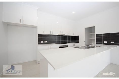 17 Beazley Cct, Bridgeman Downs, QLD 4035