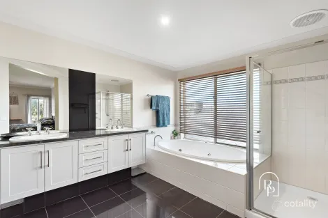 Property photo of 73 The Bittern Boulevard Bittern VIC 3918