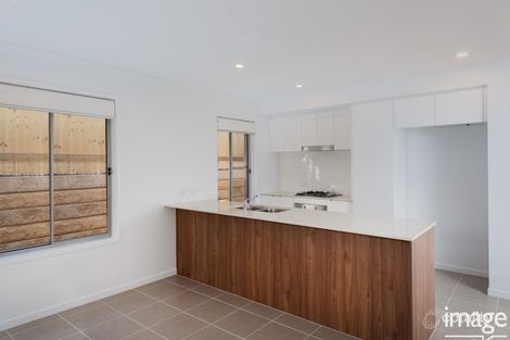 Property photo of 26 East Beaumont Road Park Ridge QLD 4125