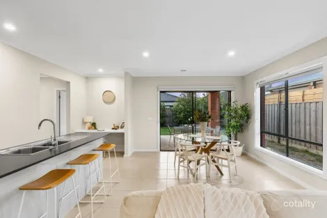 Property photo of 29 Fragrant Drive Lara VIC 3212