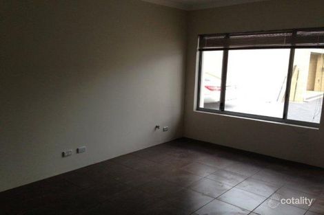 Property photo of 3/13 Bray Street Kelmscott WA 6111