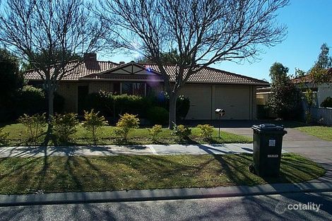 4 Woodbridge Dr, Cooloongup, WA 6168