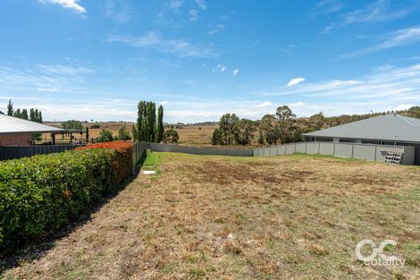 30 Johnston Cres, Blayney, NSW 2799