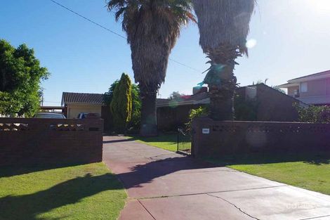 Property photo of 37 Wonambi Way Wanneroo WA 6065