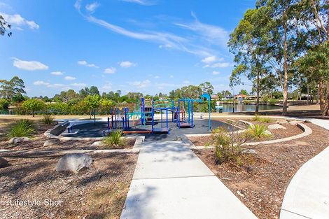 Property photo of 31 Ancura Court Wattle Grove NSW 2173