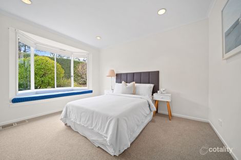 Property photo of 64 Alroy Circuit Hawker ACT 2614