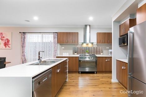 Property photo of 15 Perrin Circuit Tarneit VIC 3029