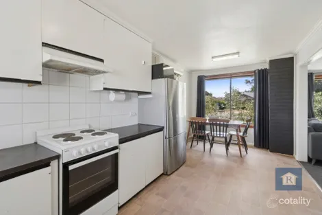 Property photo of 8 John Crescent Colac VIC 3250