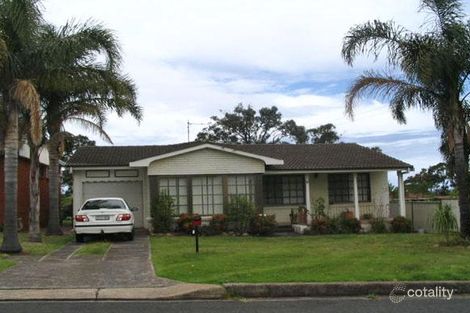 8 Kingsley Dr, Lake Heights, NSW 2502