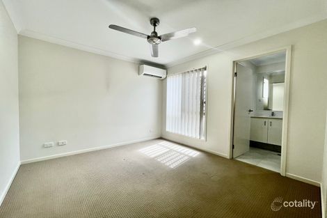 Property photo of 44 Milbrook Crescent Pimpama QLD 4209