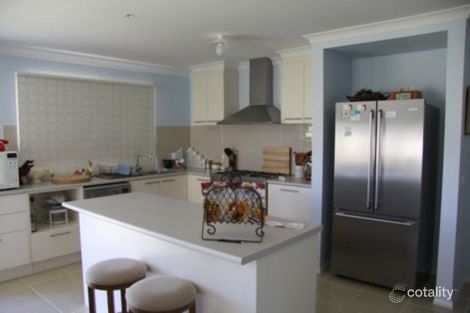 Property photo of 2 Northrope Road Lakes Entrance VIC 3909