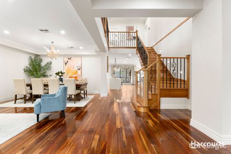 Property photo of 11 Hayfield Road Mount Waverley VIC 3149