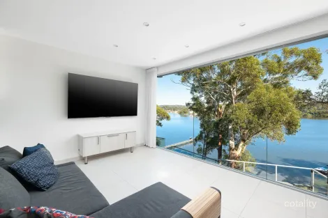 31 KANGAROO POINT RD, KANGAROO POINT, NSW 2224