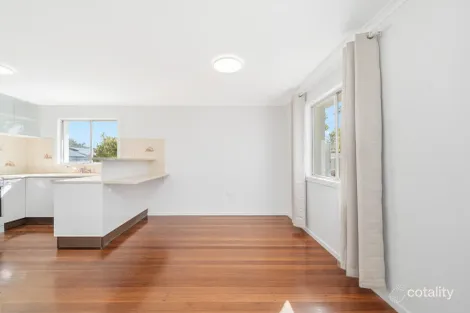 Property photo of 38 Windsor Street Margate QLD 4019