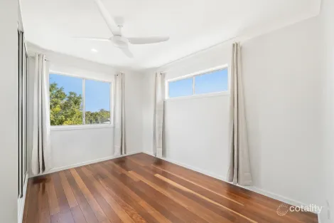 Property photo of 38 Windsor Street Margate QLD 4019