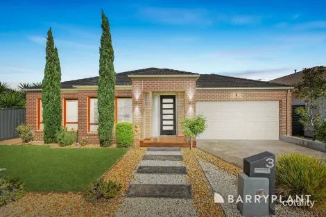 Property photo of 3 Honey Court Berwick VIC 3806