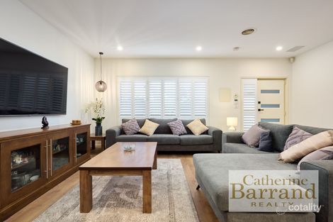 Property photo of 3/27 Kelsby Street Reservoir VIC 3073