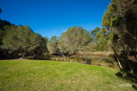 Property photo of 14 Garden Circle Berrambool NSW 2548