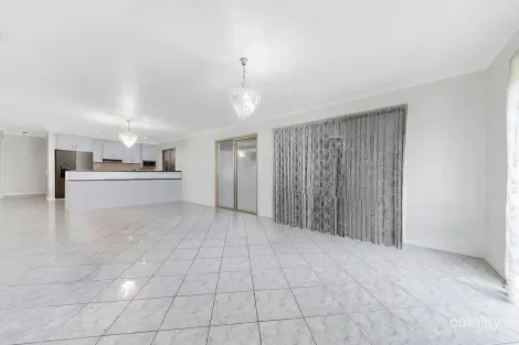 Property photo of 16 Park Drive Sunshine North VIC 3020