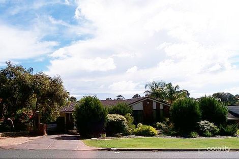 24 Buckingham Cres, Kardinya, WA 6163