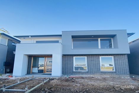 Property photo of 7 Revell Street Oran Park NSW 2570