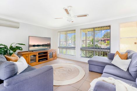 Property photo of 4 McGill Close Albion Park NSW 2527