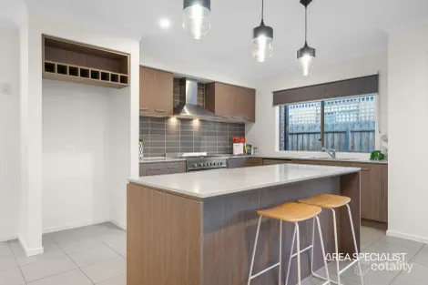 Property photo of 4 Mapleton Boulevard Melton South VIC 3338