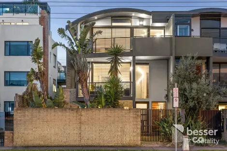 Property photo of 53 Ormond Esplanade Elwood VIC 3184
