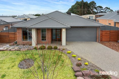 19 Bella Vista Pl, Romsey, VIC 3434