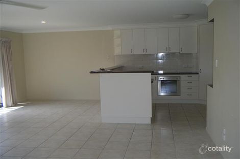 Property photo of 1/22 Banksia Court Cannonvale QLD 4802