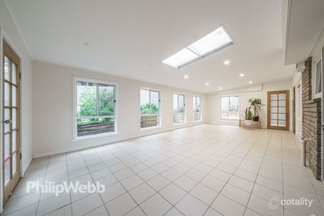 Property photo of 14 Rosedale Crescent Ringwood East VIC 3135