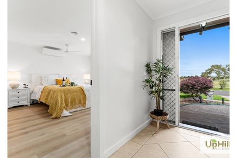 Property photo of 27A Staunton Walk Cranbourne East VIC 3977