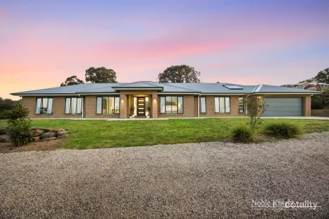 Property photo of 1 Roycroft Way Yea VIC 3717